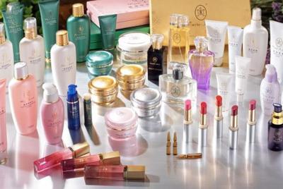 西安女孩如何憑借專業(yè)與真誠，成為化妝品銷售行業(yè)的佼佼者